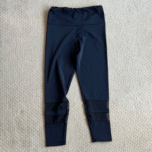 Onzie Leggings w/ Mesh on Calves